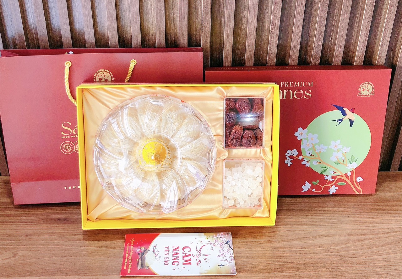 Hộp Quà Yến Sào Xuân Yến